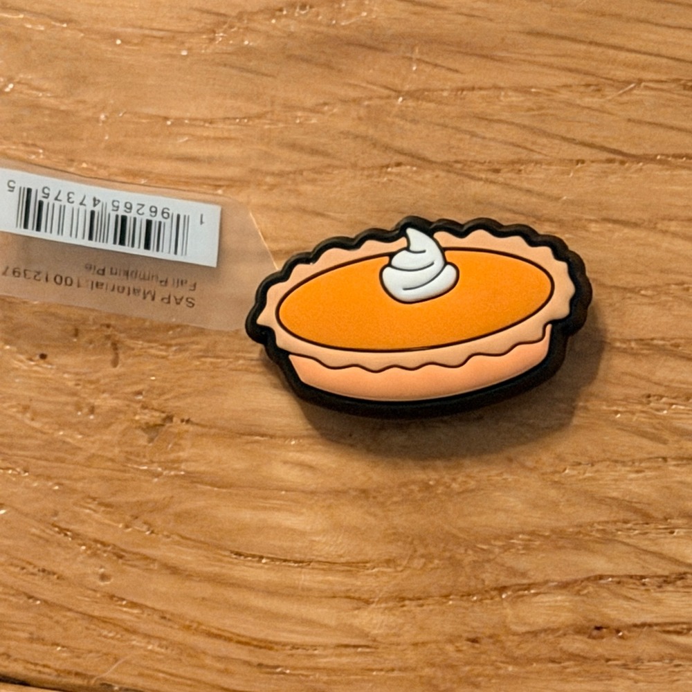 Crocs Jibbitz Fall Pumpkin Pie Shoe Charm Orange Dessert 10012397 NEW